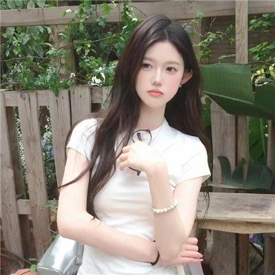 走夜路的男人